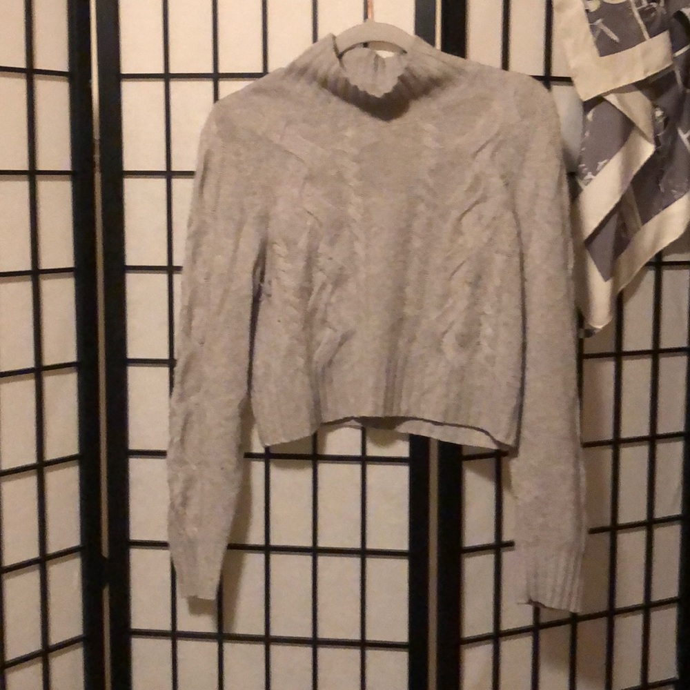 Design history cashmere sweater